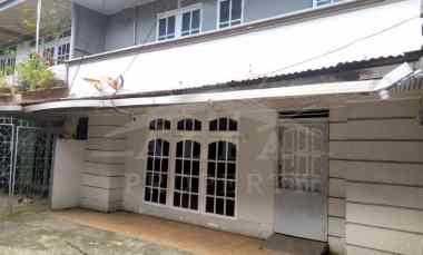 dijual rumah jalan meranti