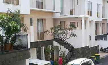 Rumah Dijual di Jalan Nangka Raya