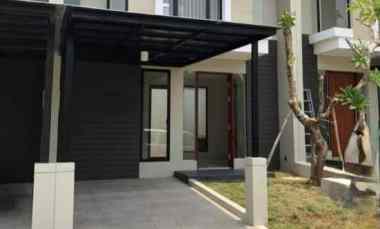 dijual rumah jalan north west lake