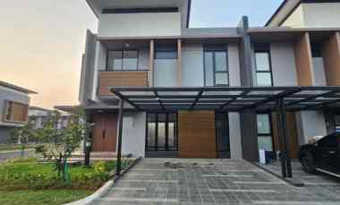dijual rumah jalan olive raya harapan