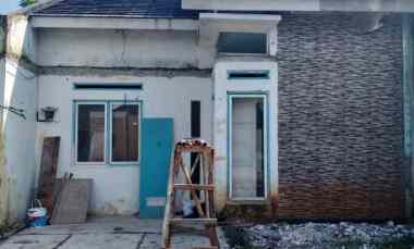 dijual rumah jalan pahlawan cinangka