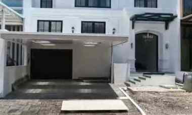 dijual rumah jalan pakuwon indah