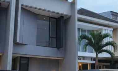 dijual rumah jalan pandugo timur