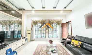 dijual rumah jalan pasar baru daerah