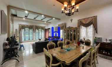 dijual rumah jalan pasar baru daerah