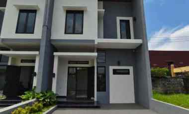 dijual rumah jalan pelabuhan ketapang