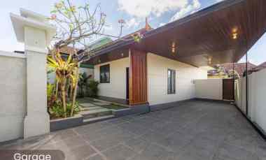 dijual rumah jalan penatih denpasar timur