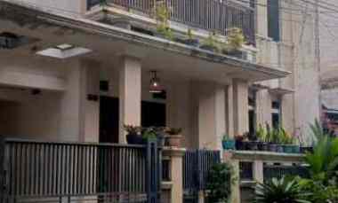 dijual rumah jalan piranha iii mampang