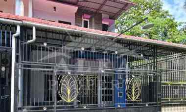 Jual Cepat Rumah 2Lt Bonus Furnished dekat Sekolah, Pusat Bisnis