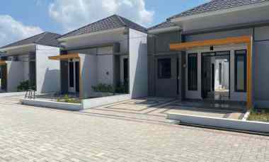 dijual rumah jalan purwodadi pekanbaru
