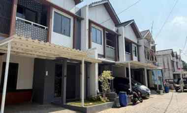 dijual rumah jalan radar auri cimanggis