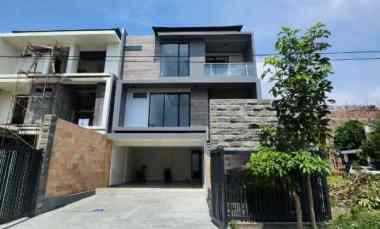 dijual rumah jalan raya babatan pratama