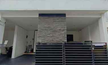 dijual rumah jalan raya bintaro sektor 3