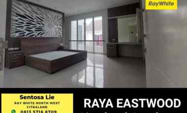 dijual rumah jalan raya eastwood