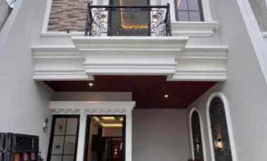 Rumah Mewah di Jakarta Selatan.dekat Pusat Bisnis dan Perkantoran
