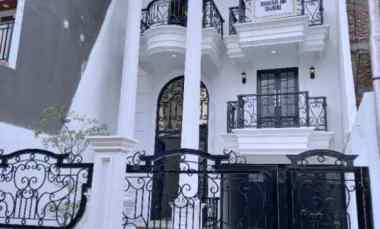 Rumah Baru Ready di Jakarta Selatan.dkt Pusat Bisnis Perkantoran