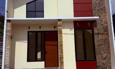 dijual rumah jalan raya kalisuren