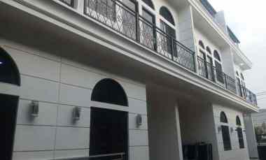 dijual rumah jalan raya latif