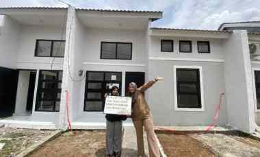 dijual rumah jalan raya megu cisoka