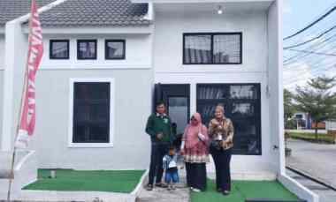 dijual rumah jalan raya megu cisoka