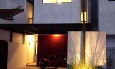 dijual rumah jalan raya pondok cabe