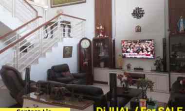 dijual rumah jalan royal residence