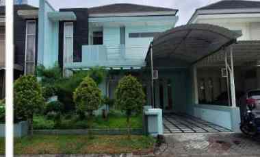 dijual rumah jalan royal residence