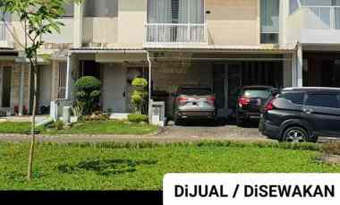 3 Milyaran Dijual Rumah Royal Residence Semi Furnished dekat Pakuwon