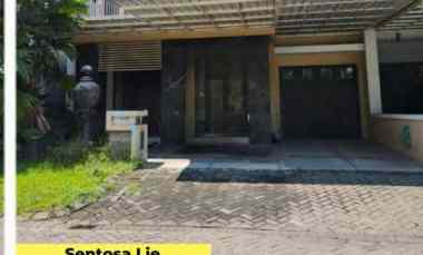 dijual rumah jalan royal residence