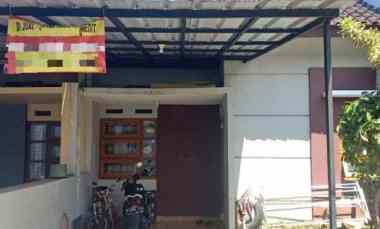 dijual rumah jalan sariwangi regency