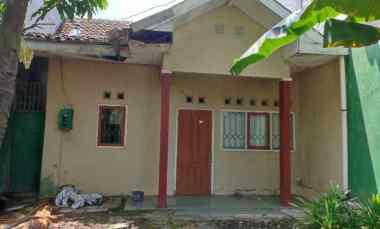 dijual rumah jalan singosari nusukan