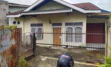 dijual rumah jalan sosial kubang