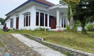 Rumah Dijual di Jalan Sumbersari, Tulus besar