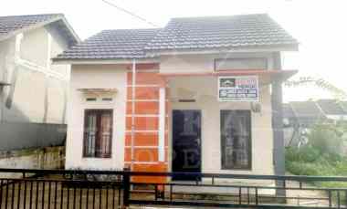 Jual Rumah Tunggal 2 KT, Tanah Luas, Dapat Kembangkan Bangunan