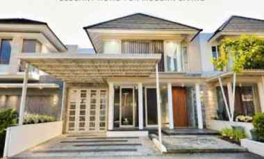 Dijual Rumah The Greenlake Citraland Surabaya Tipe Kaldera dekat Binus
