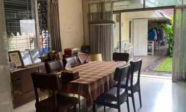 dijual rumah jalan tidar