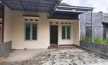 dijual rumah jalan tirtayasa