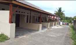 Dijual Rumah Bedeng 5 Pintu Bangunan Modern Minimalis, Ruangan Luas