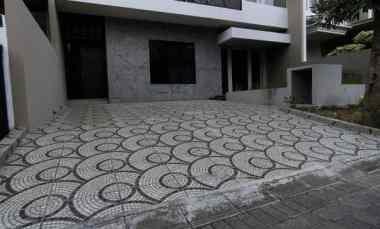 dijual rumah jalan woodland