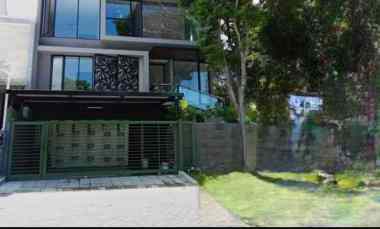 dijual rumah jalan woodland