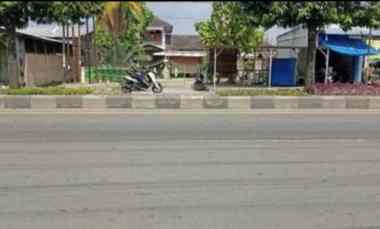 dijual rumah jalan yos sudarso