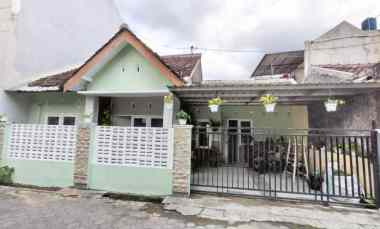 dijual rumah jambidan