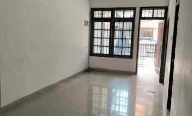 dijual rumah janur kuning