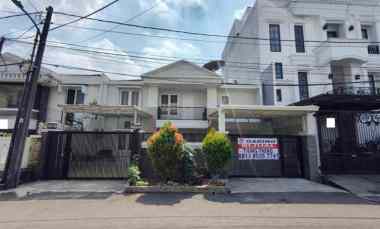 dijual rumah janur kuning residence