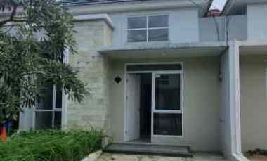 dijual rumah jasmine boulevard