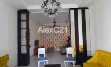 dijual rumah jati padang