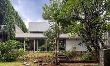 dijual rumah jati padang jaksel