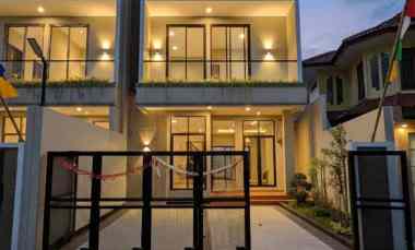 dijual rumah jatibening