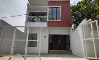 Rumah Siap Huni dalam Komplek dekat LRT Jatibening Akses Tol Becakayu