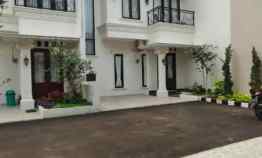 Dijual Murah Rumah Cluster Mewah 2,5 Lantai di Pondok Gede Bekasi
